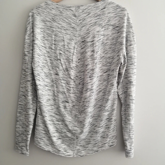 Lululemon Meant To Move Long Sleeve in Tiger  Space Dye Black White Small (4/6) - Picture 4 of 16